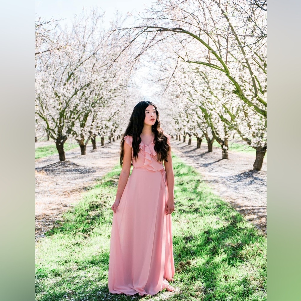 Moments like this.. light pink dress
